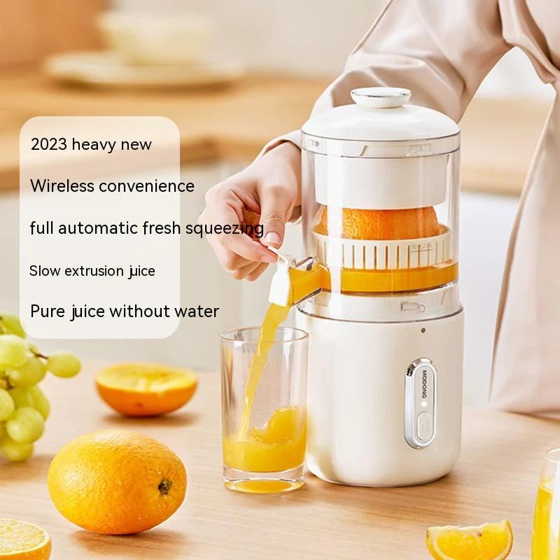 Portable USB Wireless Juicer - Multifunctional Mini Blender for Oranges, Lemons, and Fruits (150ML)