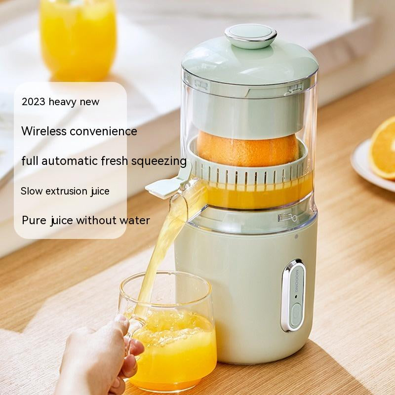 Portable USB Wireless Juicer - Multifunctional Mini Blender for Oranges, Lemons, and Fruits (150ML)